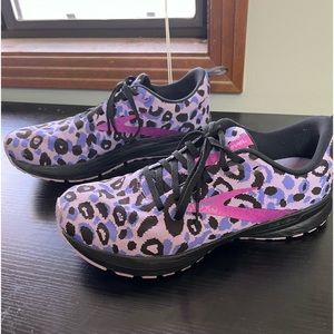 Womens Brooks Revel 5 size 11